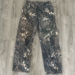 Cabela’s Camo Outdoor pants
